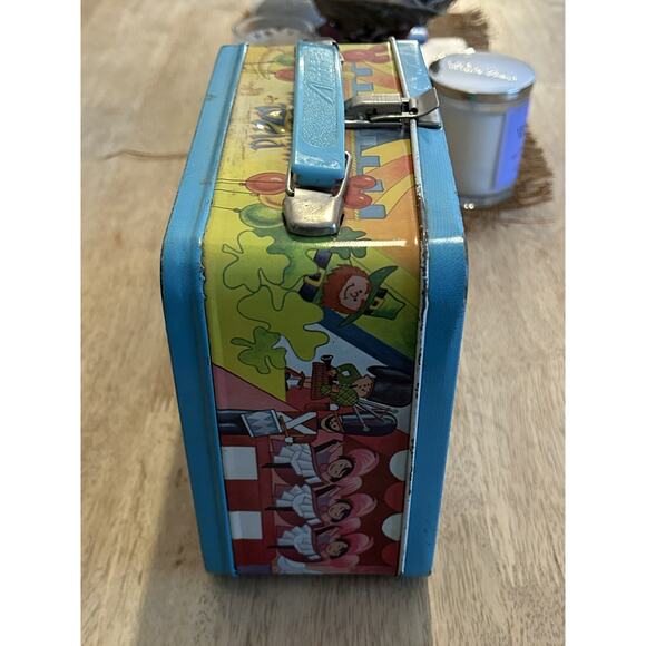 DISNEY MAGIC KINGDOM 1980 METAL LUNCH BOX & THERMOS - Picture 5 of 5